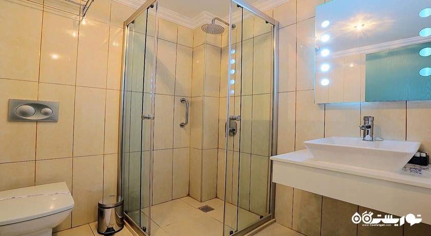 حمام و سرویس بهداشتی اتاق ها